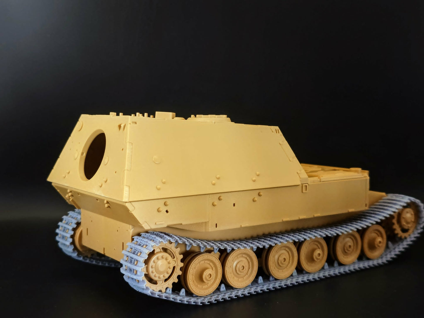 DB35049 Elefant Tracks